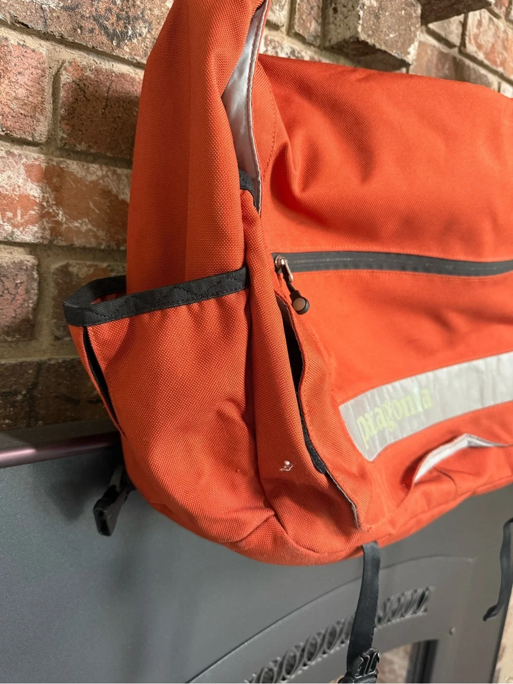 Patagonia Men's Messenger Bag in Rust-Orange with Black Trim